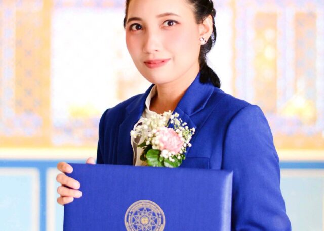 ครูพลอย - สุพาสนา ศิริเลิศ นักศึกษาหลักสูตร EML เจ้าของรางวัลนักศึกษาดีเด่น ประจำปีการศึกษา 2565